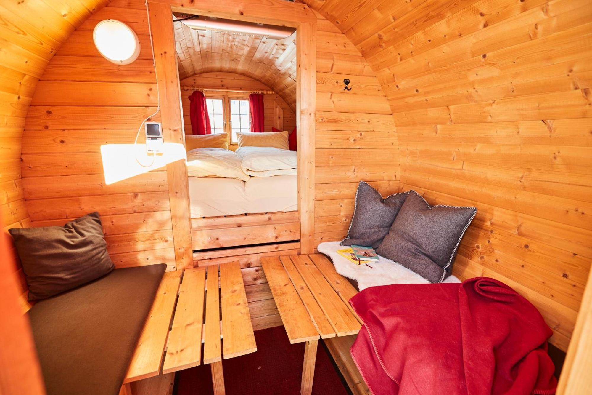 Camping Dreilaendereck Blockhuetten & Apartments Ried im Oberinntal Exterior photo